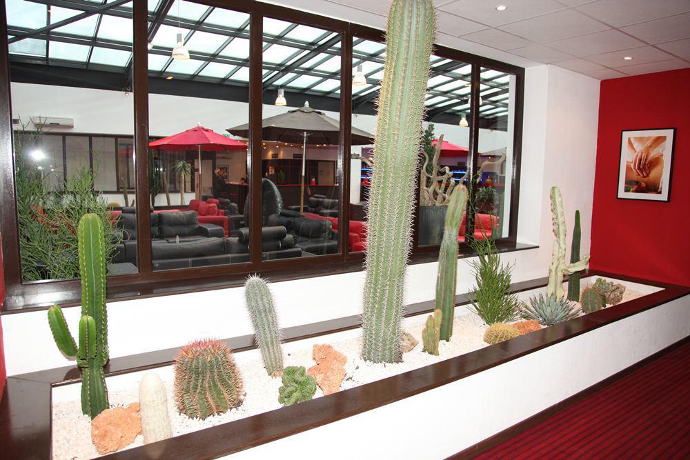 Zenia Hotel & Spa Cambrai Dış mekan fotoğraf