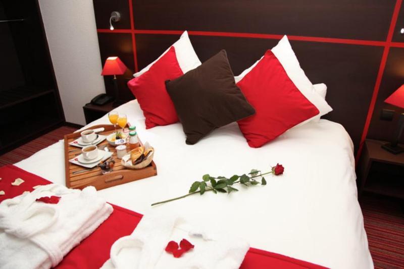 Zenia Hotel & Spa Cambrai Dış mekan fotoğraf