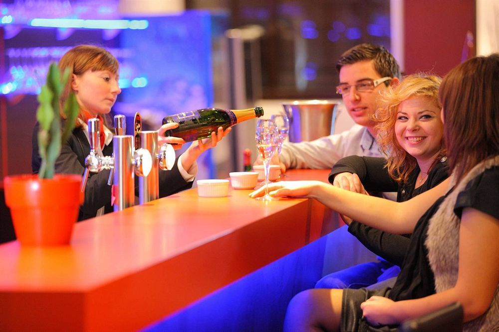 Zenia Hotel & Spa Cambrai Dış mekan fotoğraf